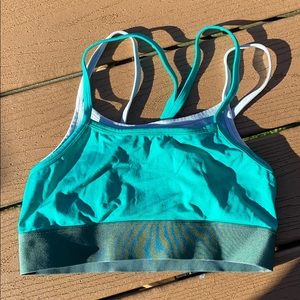 Fabletics Poppy Seamless Sports Bra